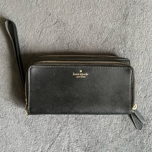 Kate Spade Leather Wallet Pocketbook Wristlet Purse with Removable Wrist Strap - Picture 1 of 5